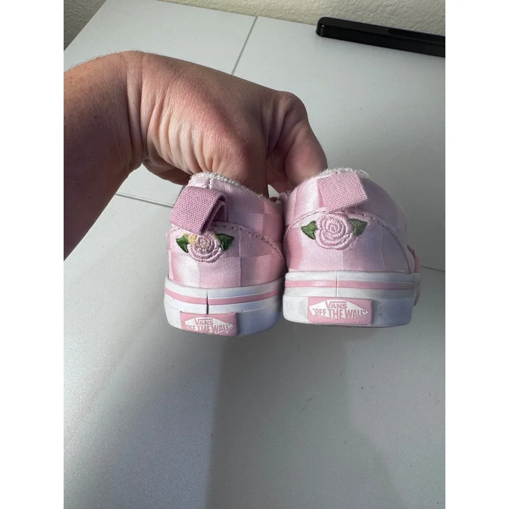 Vans Checkerboard Satin Slip On‎ Shoes Kids 8 Pink Rose Embroidery Hook Loop
